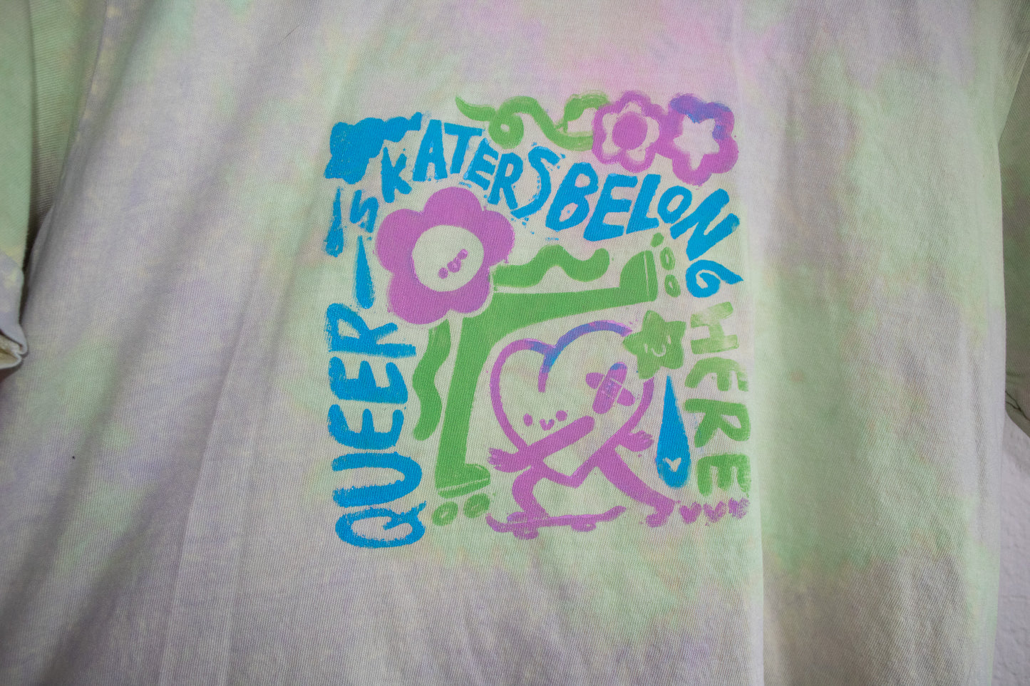 Pastel Queer Skaters Belong T-shirt - S